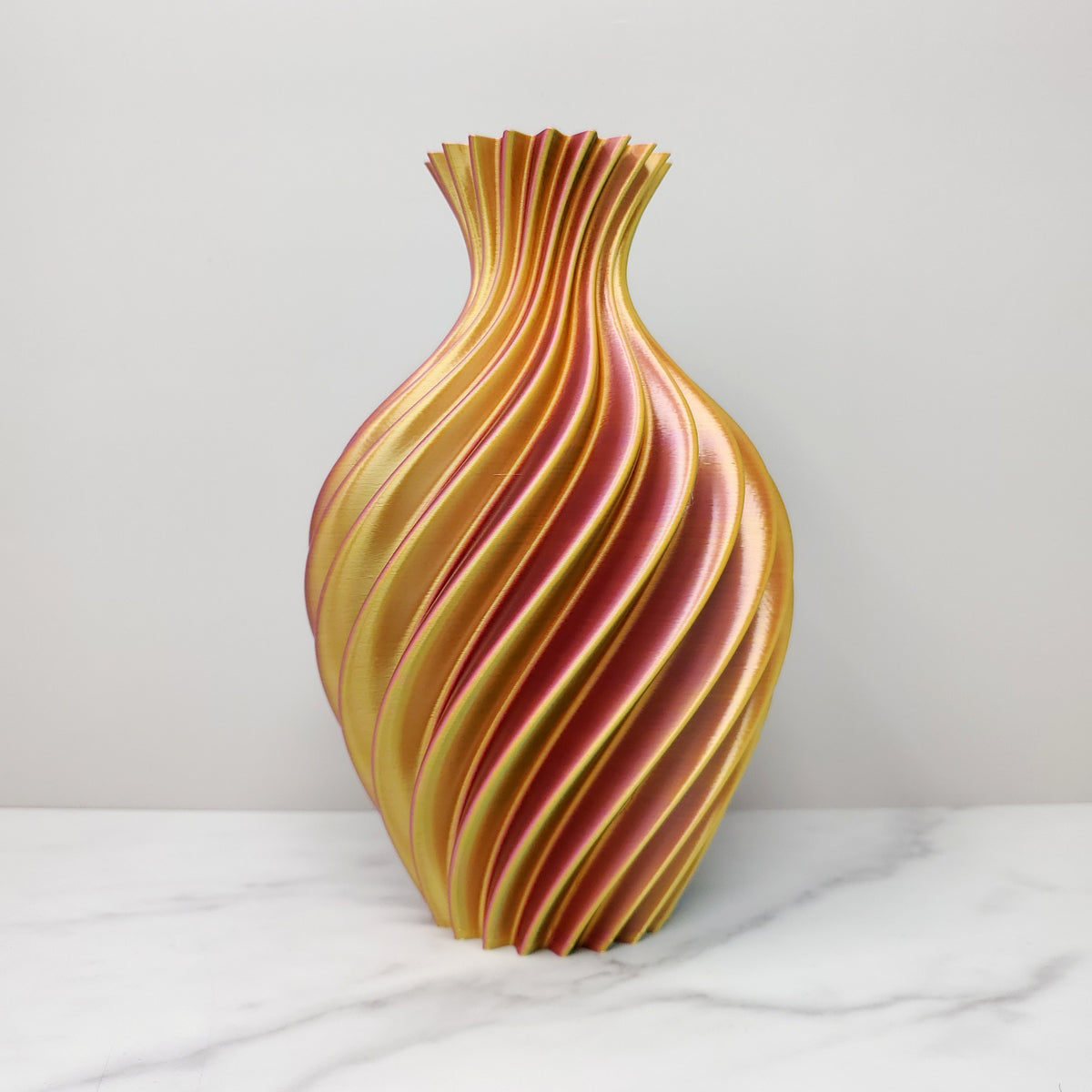 Large Spiral Vase, Tri Light – Boyd's Custom Fabrication