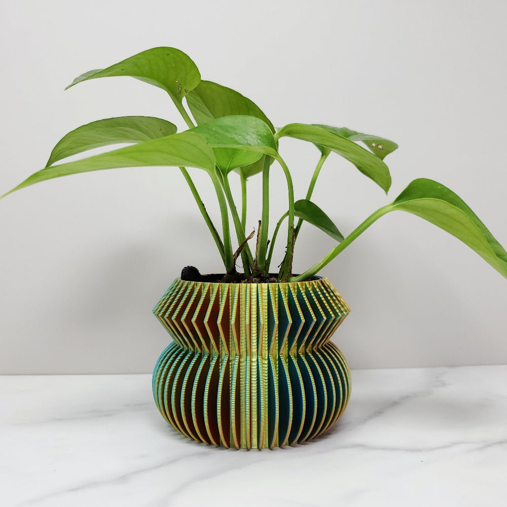 3d plant pot 3" Fins, Tri Light